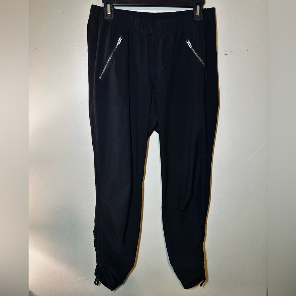 Athleta dance jogger